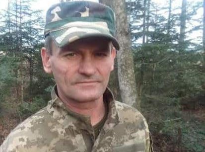 Став у Небесний стрій: на Тернопільщині попрощалися із загиблим на війні захисником Іваном Щебетюком