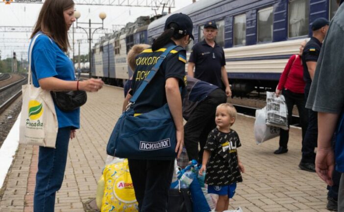 До Тернополя прибув черговий евакуаційний потяг