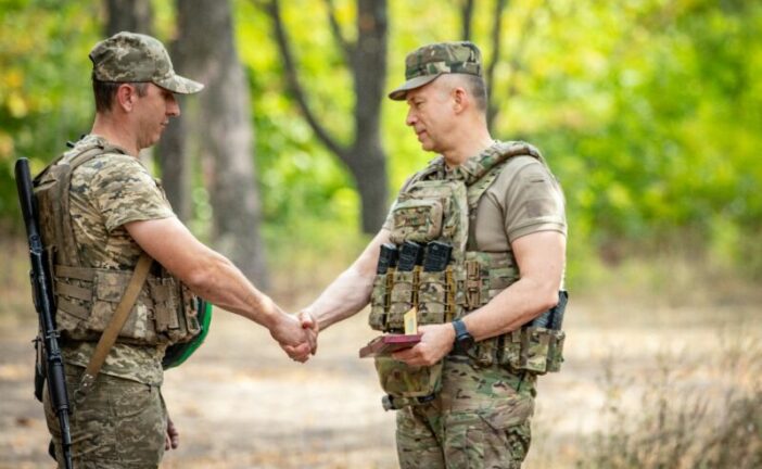 Захисника з Тернопільщини нагородили «Хрестом доблесті»