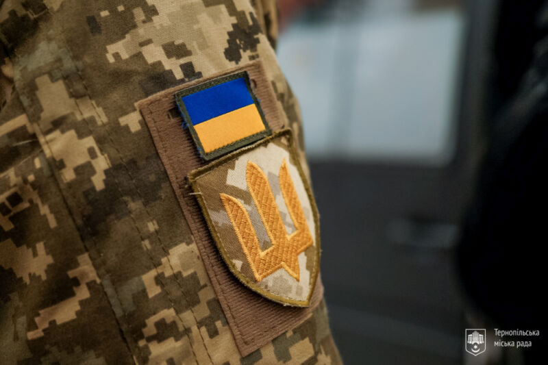 У Тернополі сім’ї померлих військовослужбовців зможуть отримати компенсацію на оплату компослуг