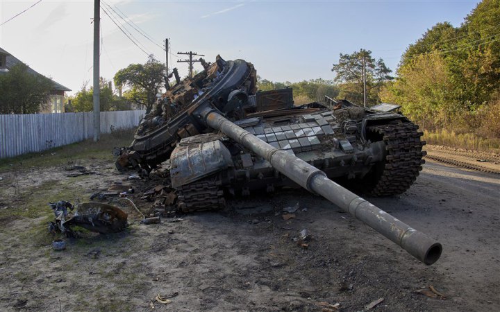 ЗСУ з початку року вивели з ладу понад 100 танкових батальйонів окупантів