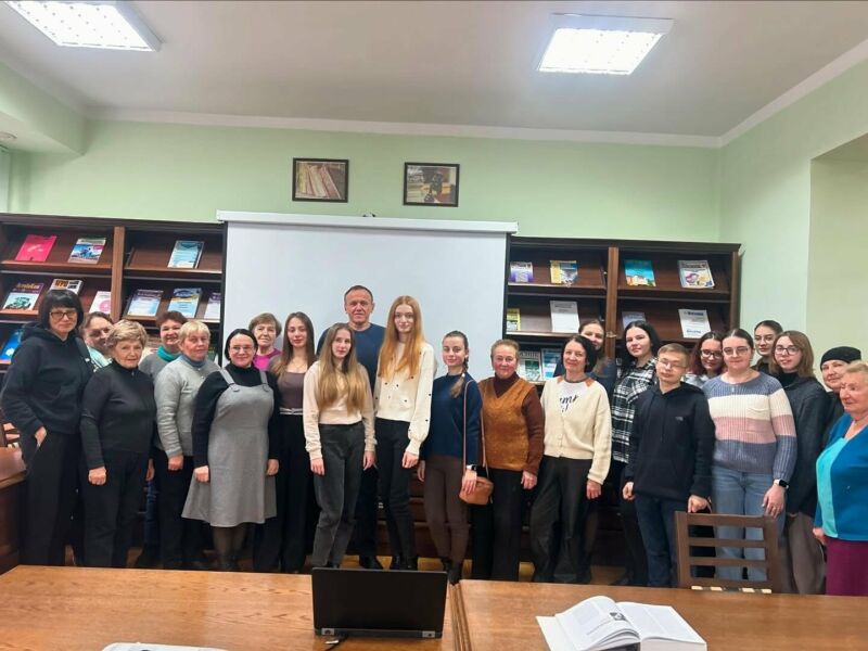 У ЗУНУ провели літературний захід для студентів та переселенців, які проживають у Тернополі