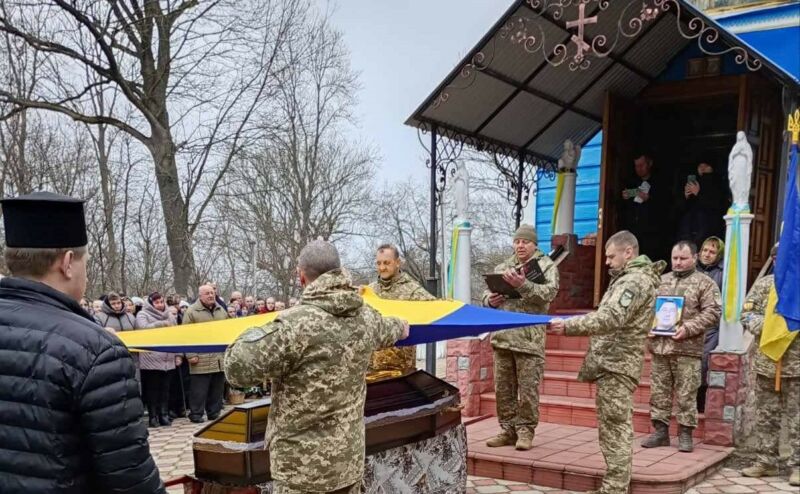 Не витримало серце: на Тернопільщині попрощалися із захисником України напередодні дня народження