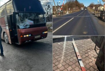 На Тернопільщині пасажирський автобус збив шлагбаум і проїхав залізничний переїзд