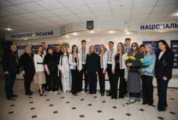 До Дня Соборності України: у ЗУНУ провели акцію «Єднаймося заради майбуття!»