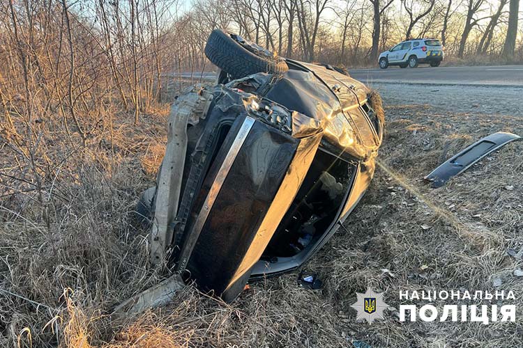 На Теребовлянщині травмувався 22-річний водій: він у реанімації