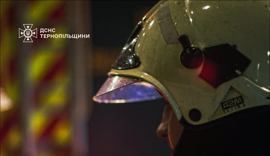 На Лановеччині під час пожежі отримав опіки пенсіонер