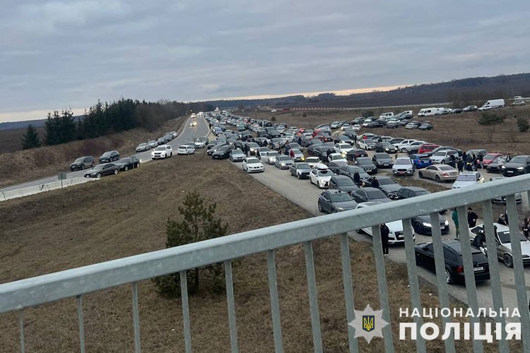 Нелегальні автоперегони поблизу Тернополя організували двоє неповнолітніх