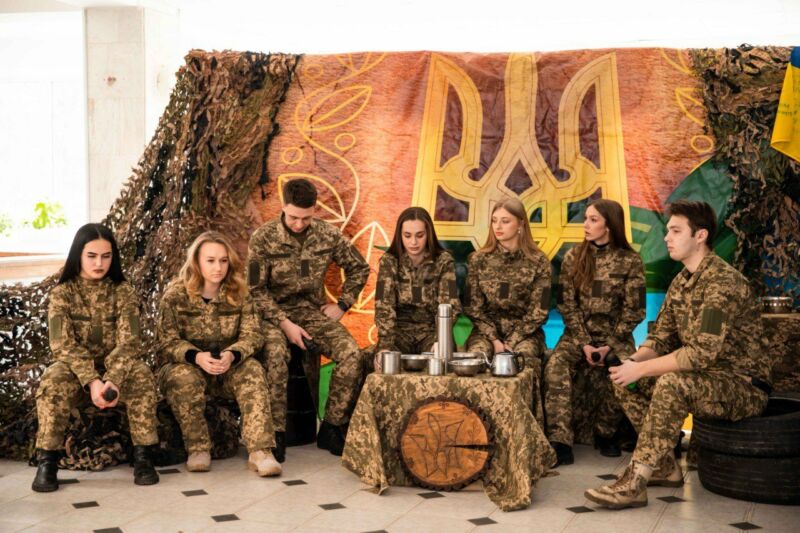 «Три роки незламного спротиву»: в ЗУНУ вшанували пам’ять Героїв, які віддали життя за мир і свободу України