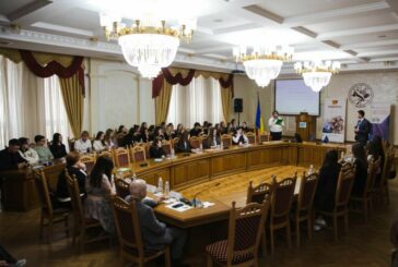 У ЗУНУ в межах Global Money Week провели ІІ Оксфордські дебати