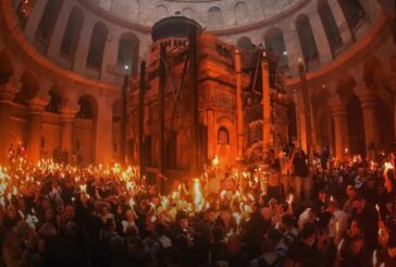 У храмі Гробу Господнього зійшов Благодатний вогонь