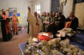 Молитва, плащаниця, освячення пасок: бійці 105 окремої бригади тероборони ЗСУ на передовій зустрічають Великдень