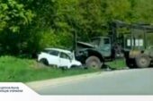 На Тернопільщині водій вантажівки «Урал» в’їхав у легківку: двоє травмованих