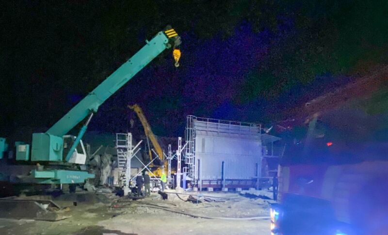 На Тернопільщині горіла зерноочисна споруда
