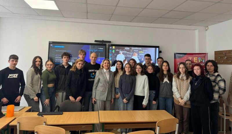STEM-WEEK у ЗУНУ: робототехніка та штучний інтелект – для майбутнього покоління лідерів