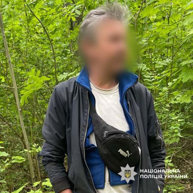 У Тернополі чоловік незаконно позрубував дерева в парку