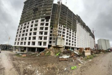 У Тернополі 50-річний чоловік випав з високого поверху новобудови і загинув: обставини розслідує поліція