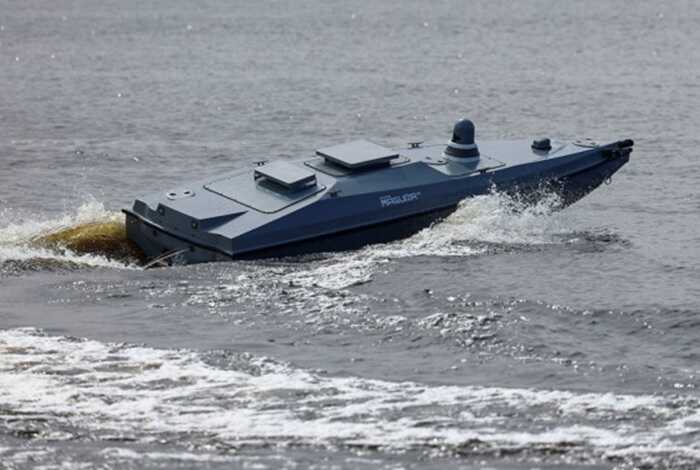 Вперше у світі український морський дрон знищив ворожий бойовий літак