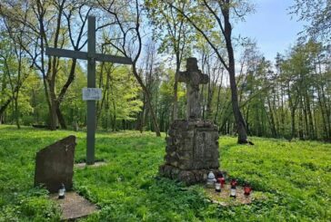 Ексгумація жертв Волинської трагедії у Пужниках на Тернопільщині завершилась