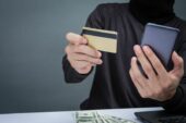 Шахраї вигадали спосіб отримання доступу до вашого інтернет-банкінгу: як уникнути проблеми
