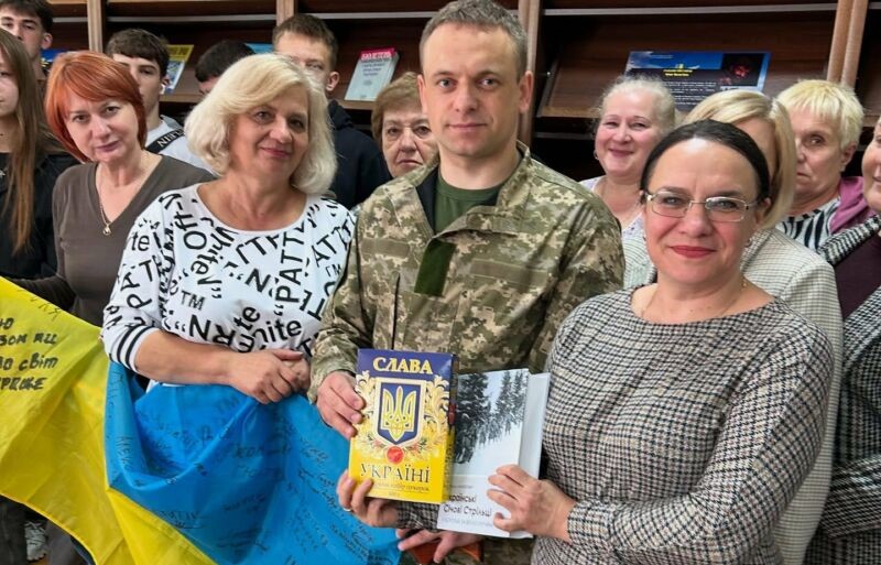 У ЗУНУ провели зустріч з Назарієм Вікторовським – ветераном війни, лауреатом обласного конкурсу «Людина року-2024»