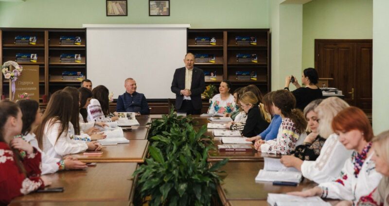 У ЗУНУ презентували книгу «Чорнобильці Тернопілля: спогади, долі, світлини»
