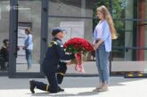 Рятувальник з Тернополя освідчився коханій і почув заповітне «Так!»