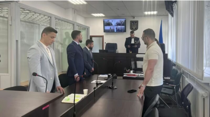 Ексголові Тернопільської облради Головку дали 9 років з конфіскацією за хабар: він знепритомнів