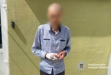 За розрахунок чужою банківською карткою тернополянину «світить» кілька років тюрми