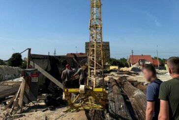 У житловому мікрорайоні Кременця впала стріла баштового крана