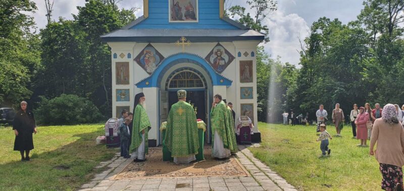 Шумщина: лише двічі на рік відбувається урочиста відправа в старовинному храмі на Даниловій горі
