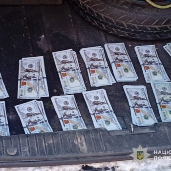 фото долари