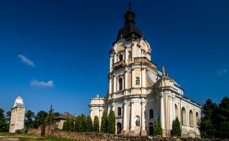 фото костел1 головна